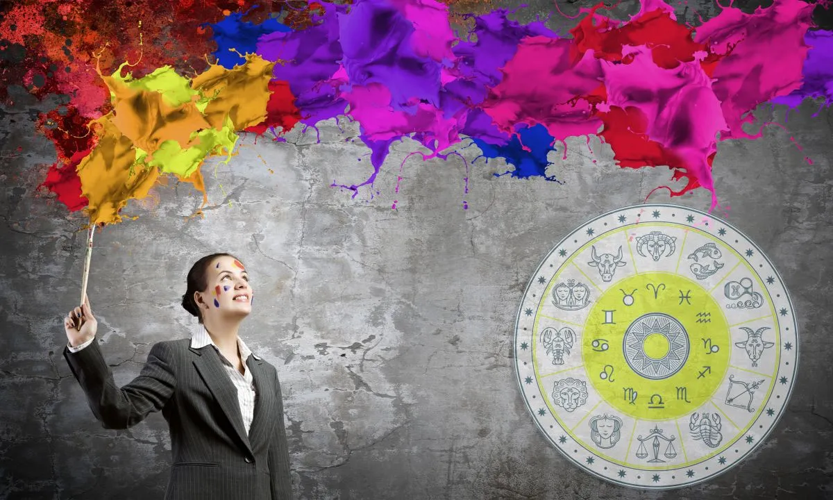 Young,Attractive,Businesswoman,With,Paint,Brush,In,Hand