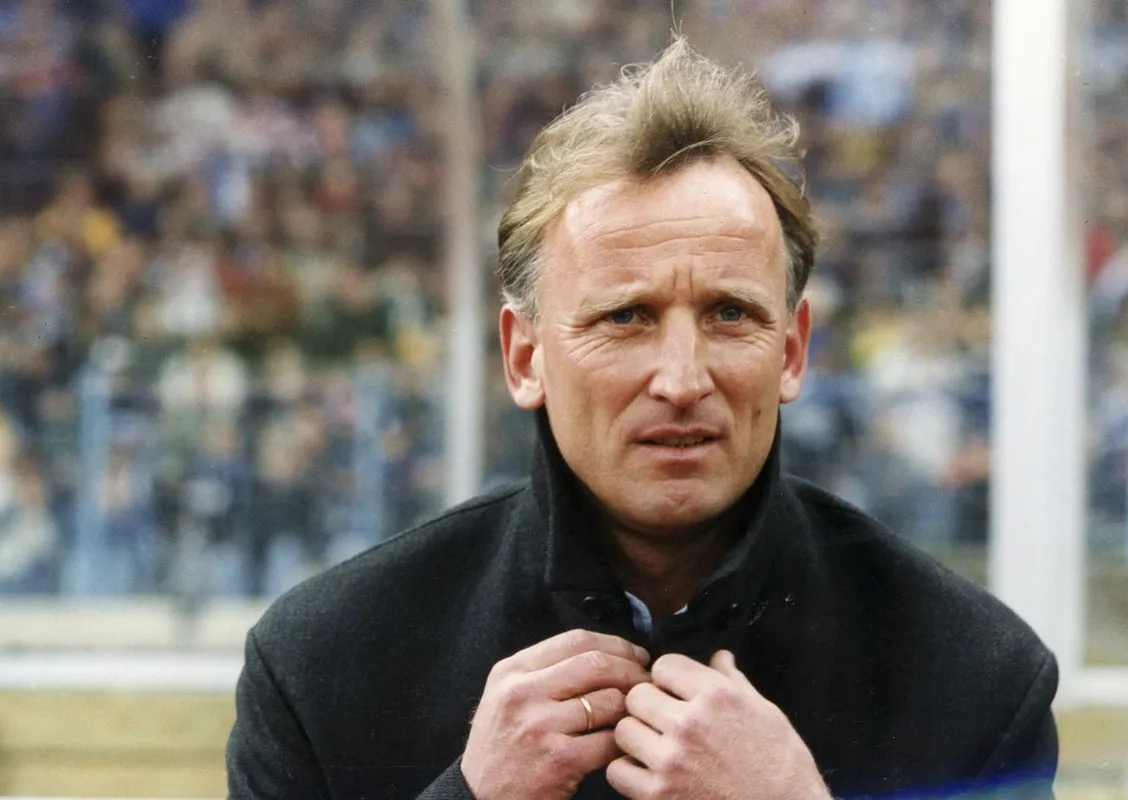 firo: football: football: archive photos, archive photo, archive pictures, 1st Bundesliga season 2000/2001, 00/01, 1st FC Kaiserslautern