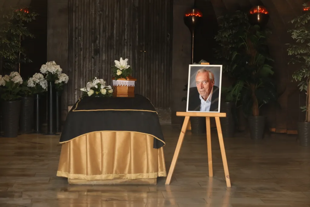 BENEDEK MIKLÓS TEMETÉS