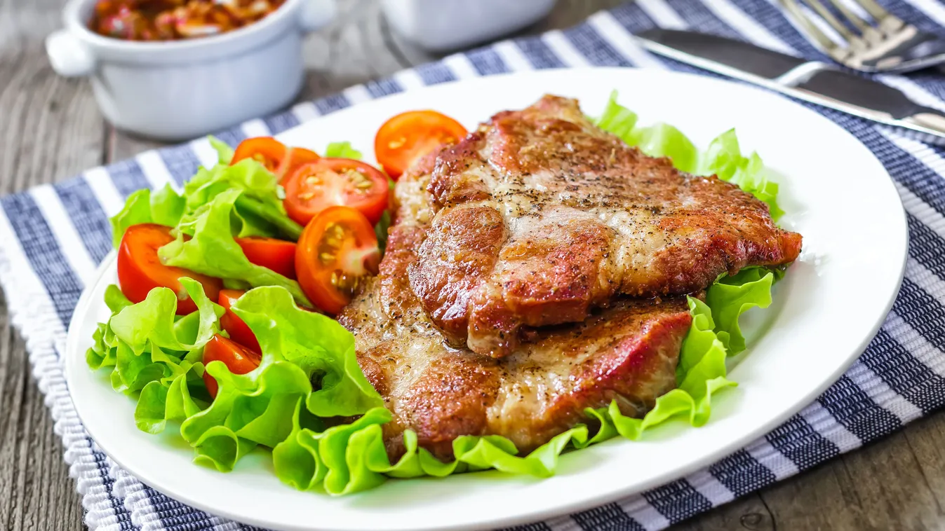 Férfiak kedvence: Így lesz isteni finom és omlós a sült tarja