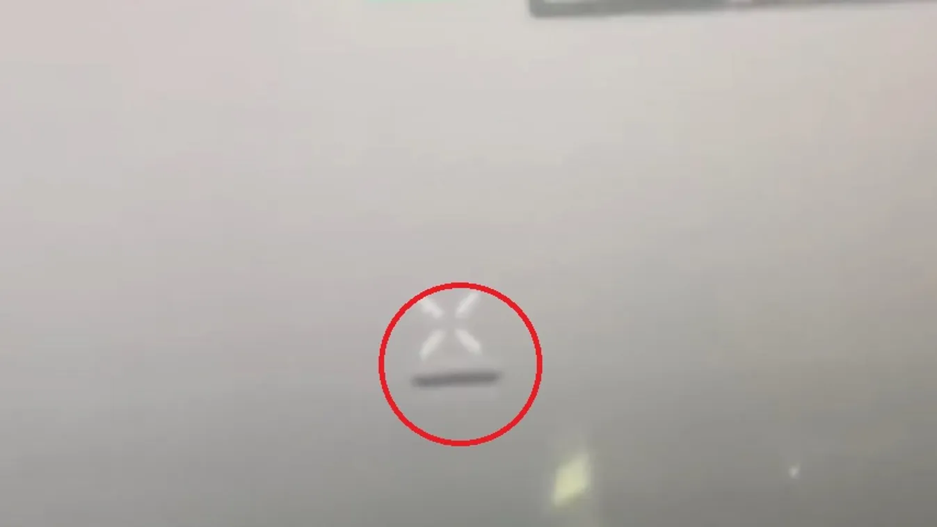 Rejtélyes UFO jelent meg az ukránok felett - Fotó