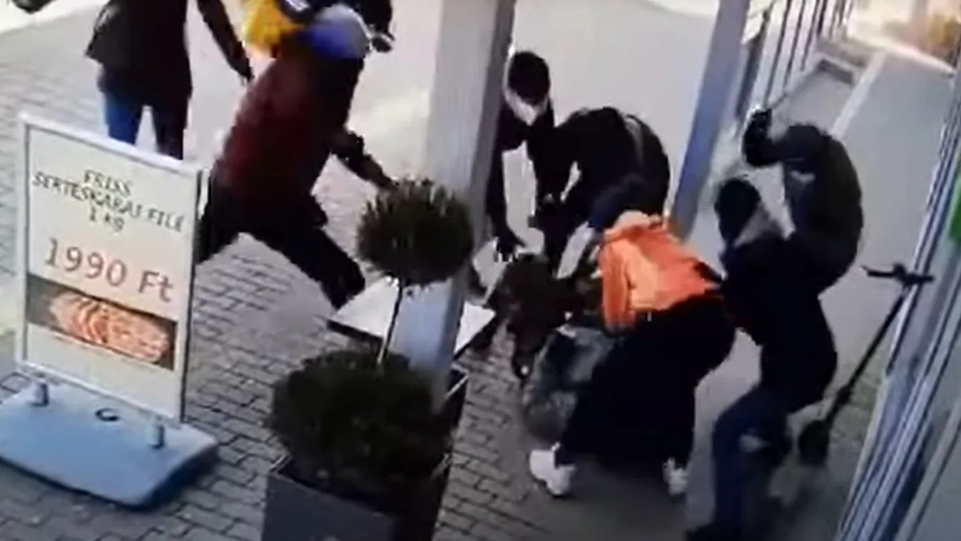 Hidvéghi Balázs: Képtelen támadás zajlik Magyarország ellen