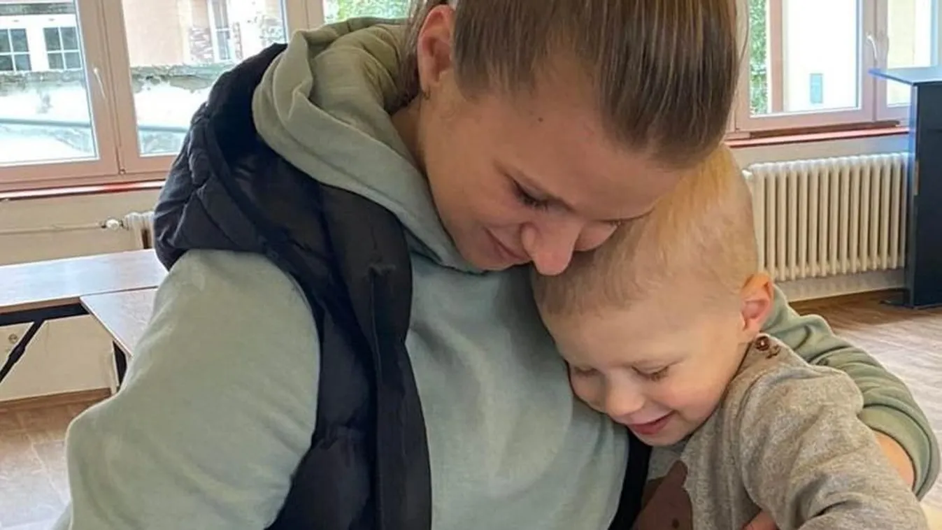 Sírva közölte a szörnyű hírt az édesanya beteg kisfiáról