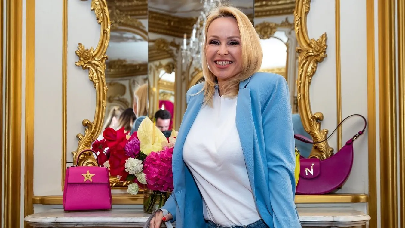 Leesett az állunk: Köllő Babett megmutatta formás fenekét