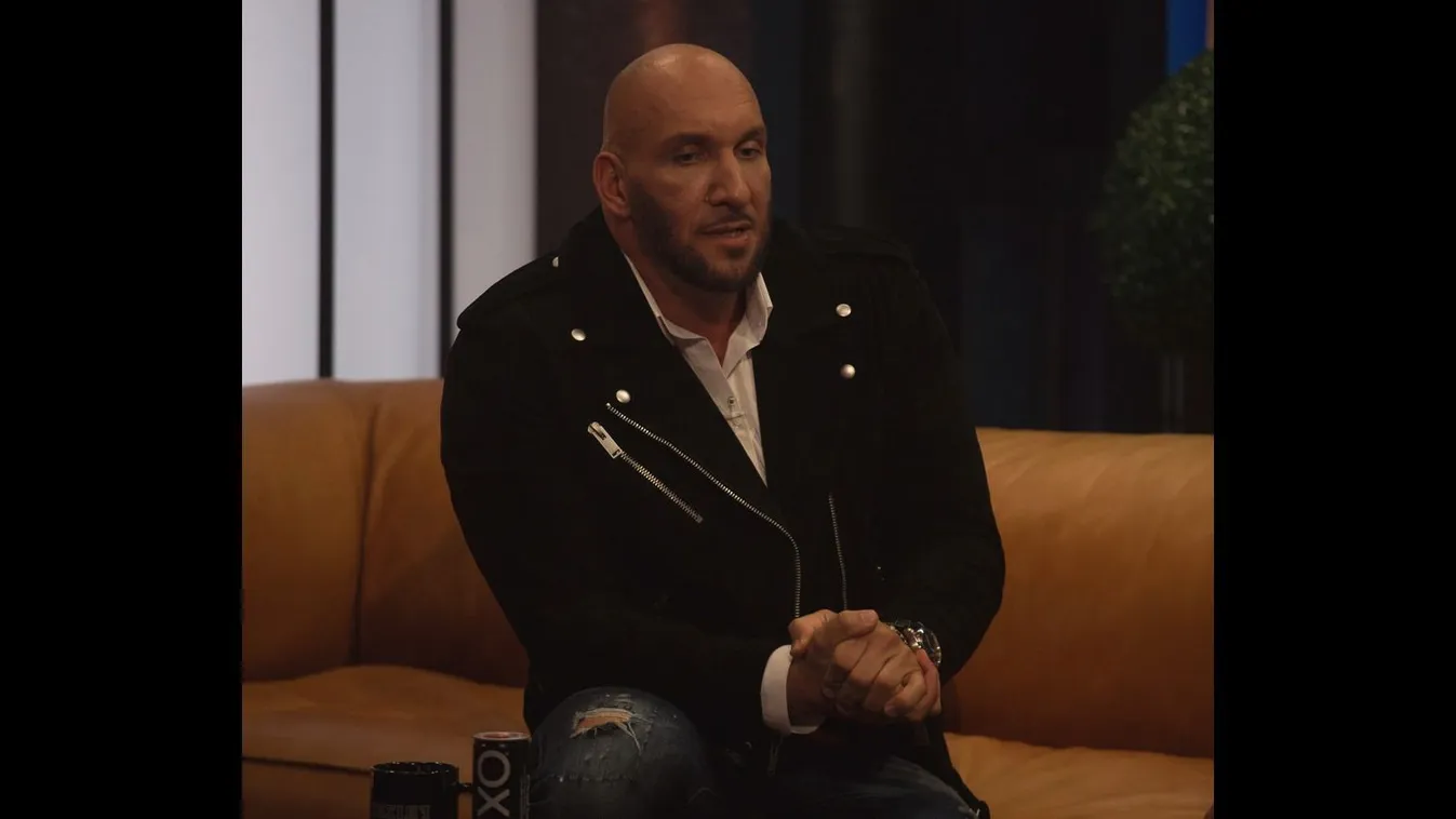 Nem kímélte az időjárás Berki Krisztián feltűnő sírját