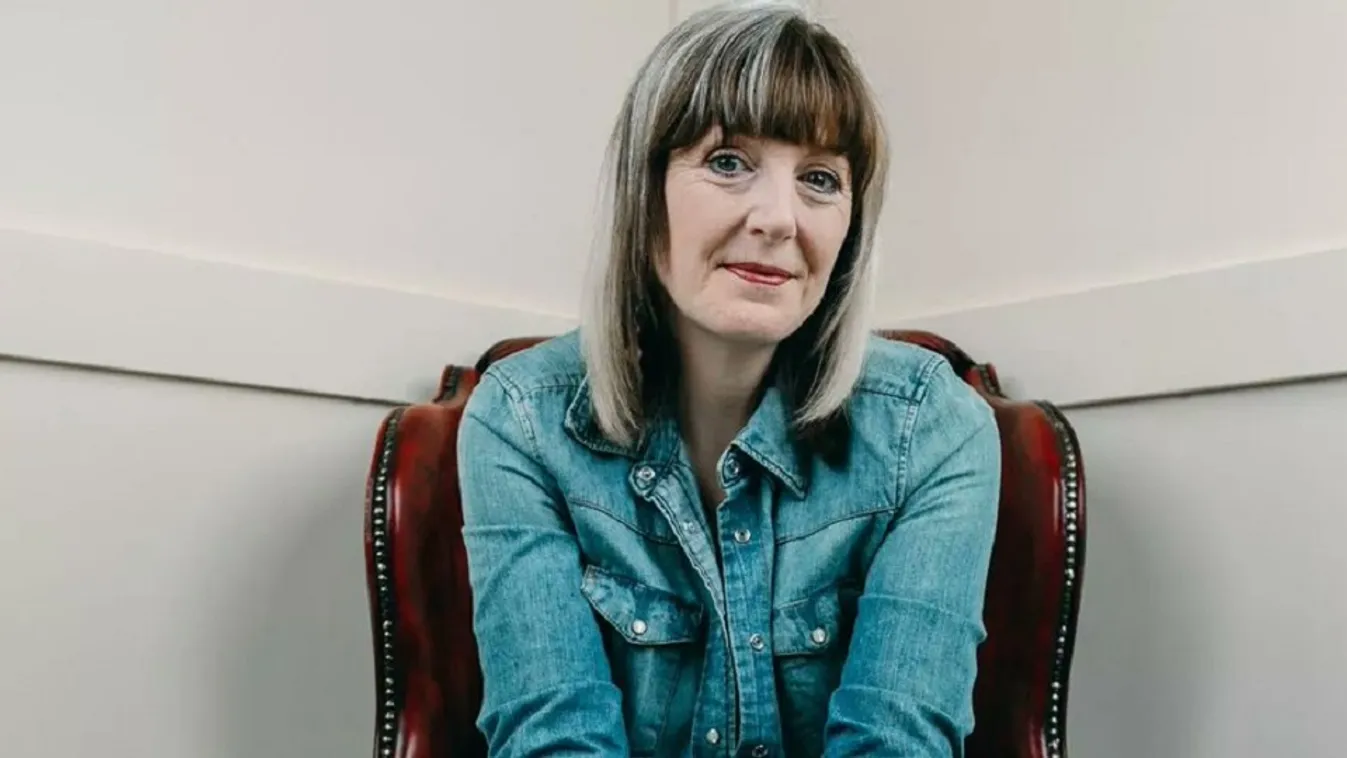 Szellemtámadástól retteg a műsorvezetőnő