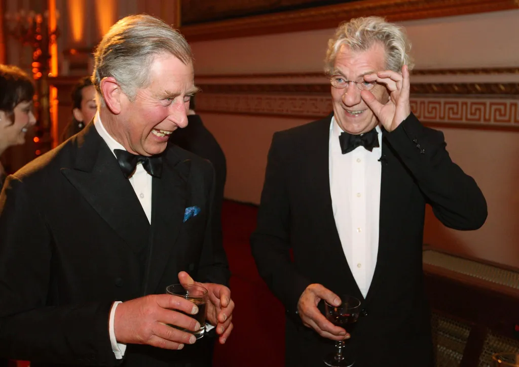 HOT Képösszeállítás Károly király és a sztárok Ian McKellen