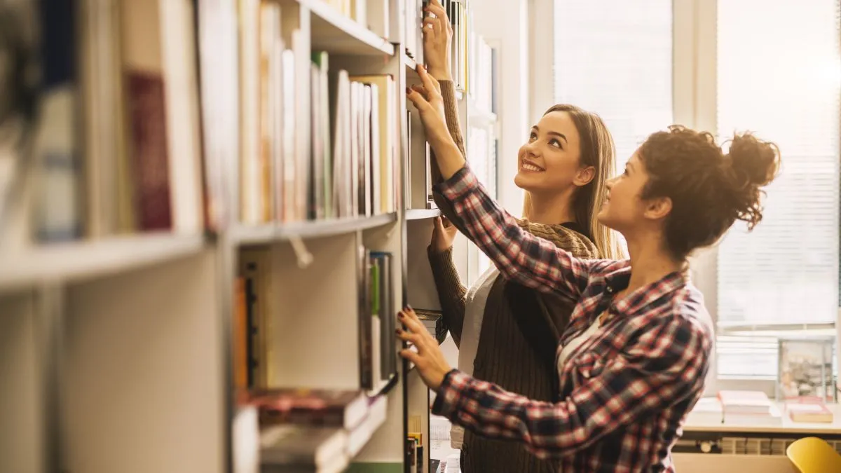 diák, könyvtár, albérlet támogatás, diákmunka