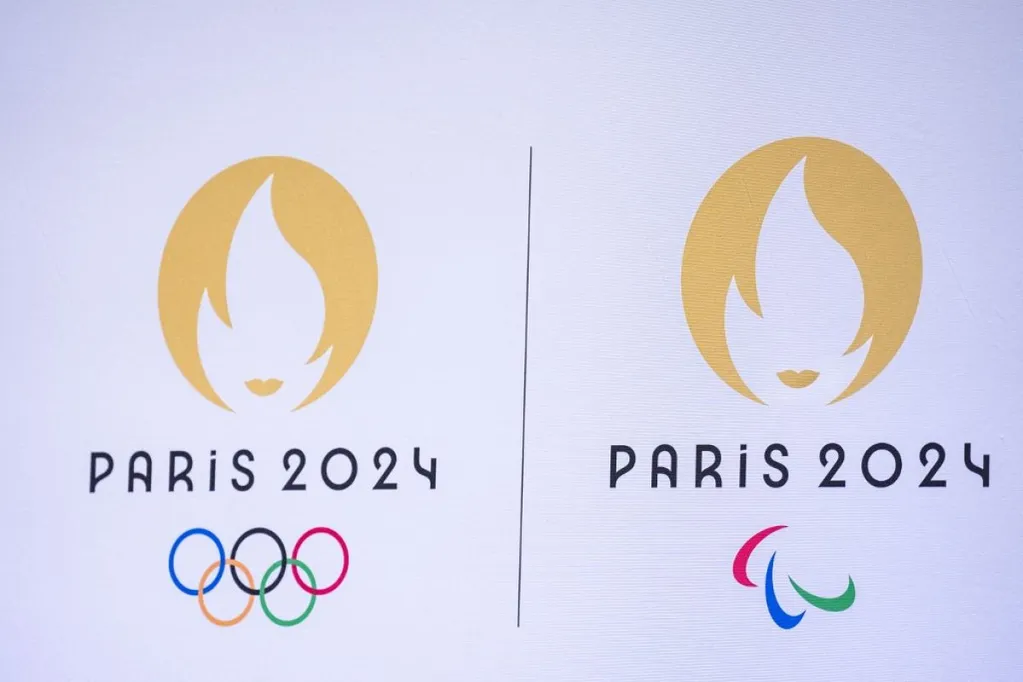 FRANCE - TOUR OF THE OLYMPIC AND PARALYMPIC FLAGS AT THE MINISTRY OF LABOR, HEALTH AND SOLIDARITY