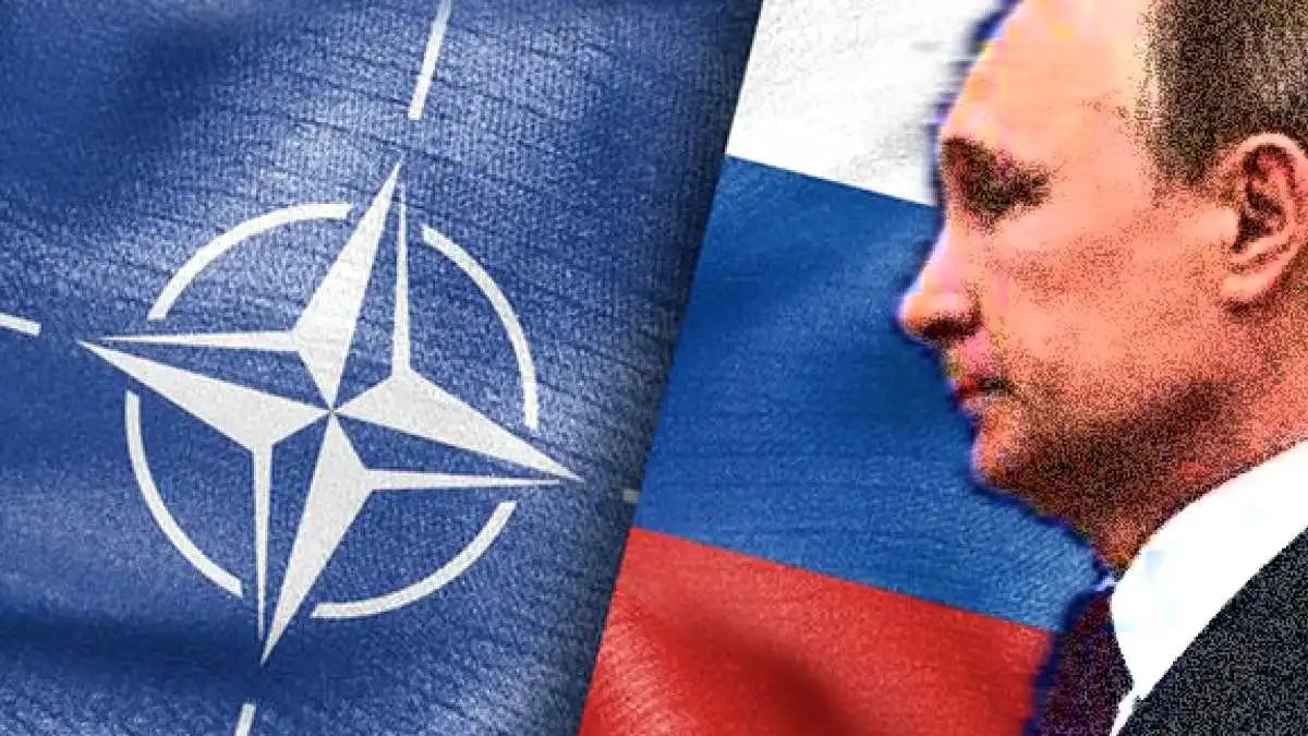 Kreml: Párizs a feszültséget szítja a NATO fenyegetéssel