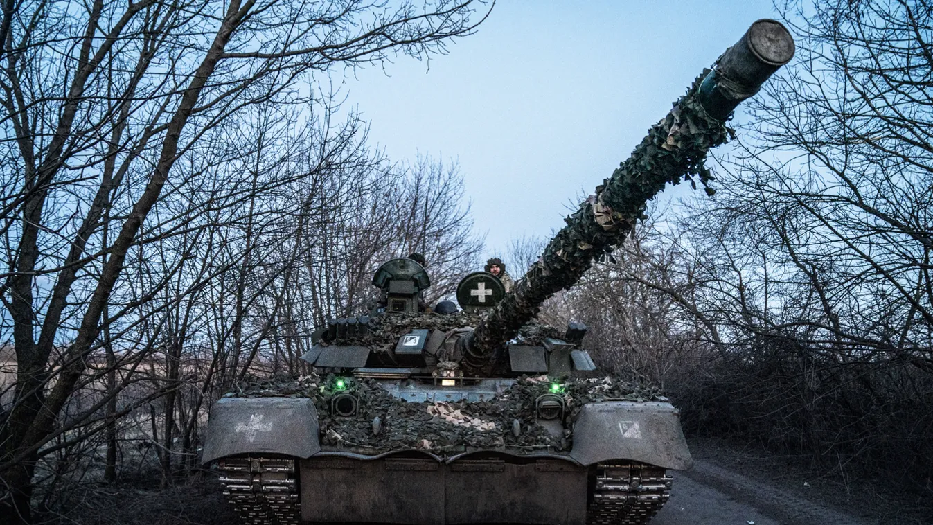A magyarok nem kérnek Macron és Brüsszel háborús uszításából