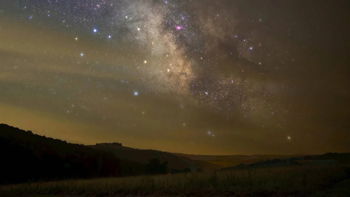 Békét hoz a Földre a misztikus üstökös