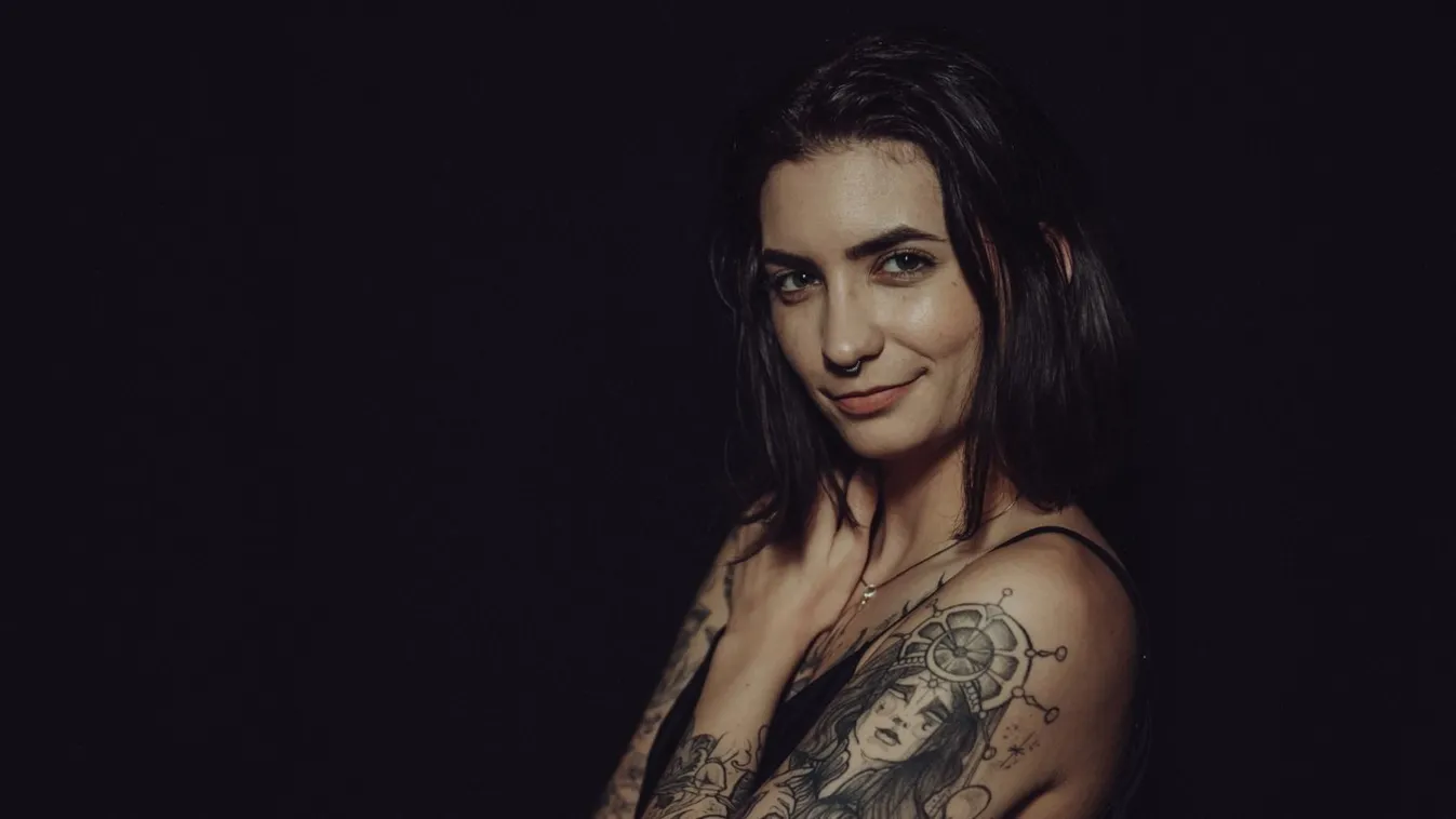  Gyerekkora óta látja a szellemeket Lili