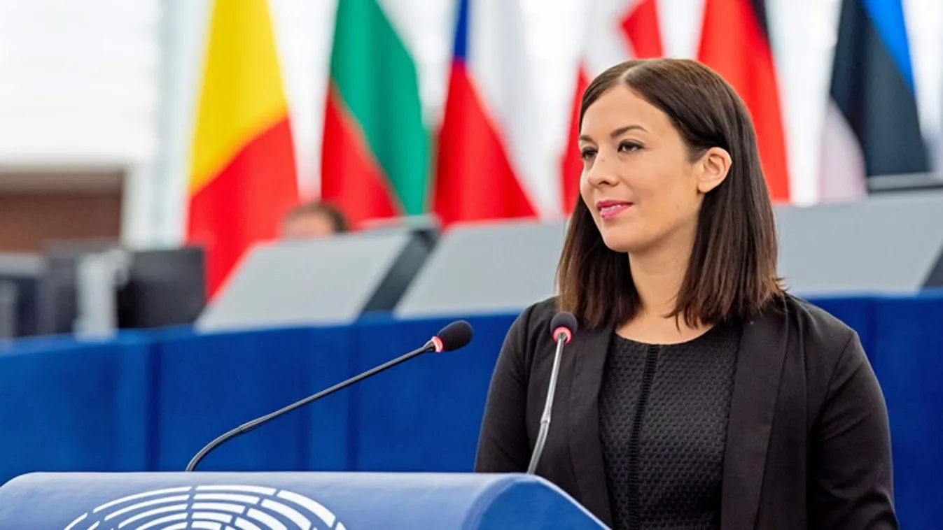 Cseh Katalin eddig lát. Büszke a hazánk elleni harcra