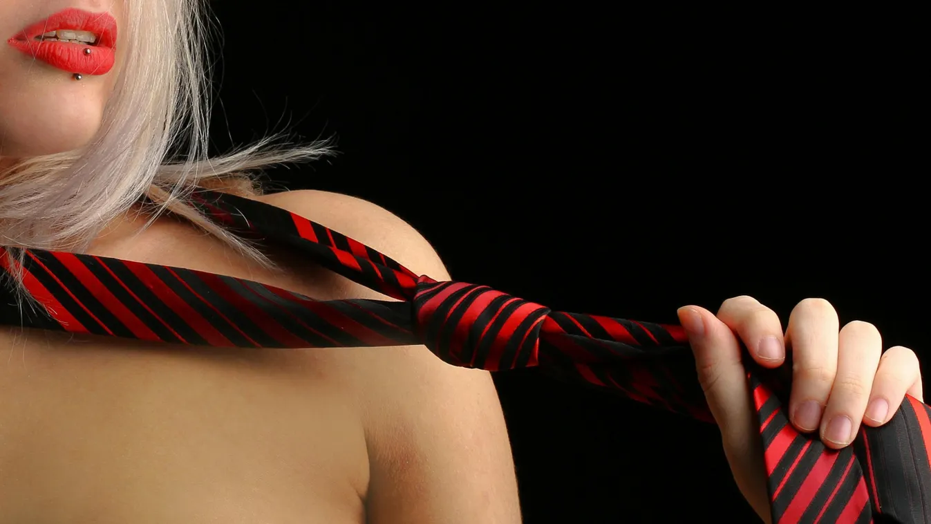  Rávette pornószínész férjét, hogy ne filmes módra szexeljen