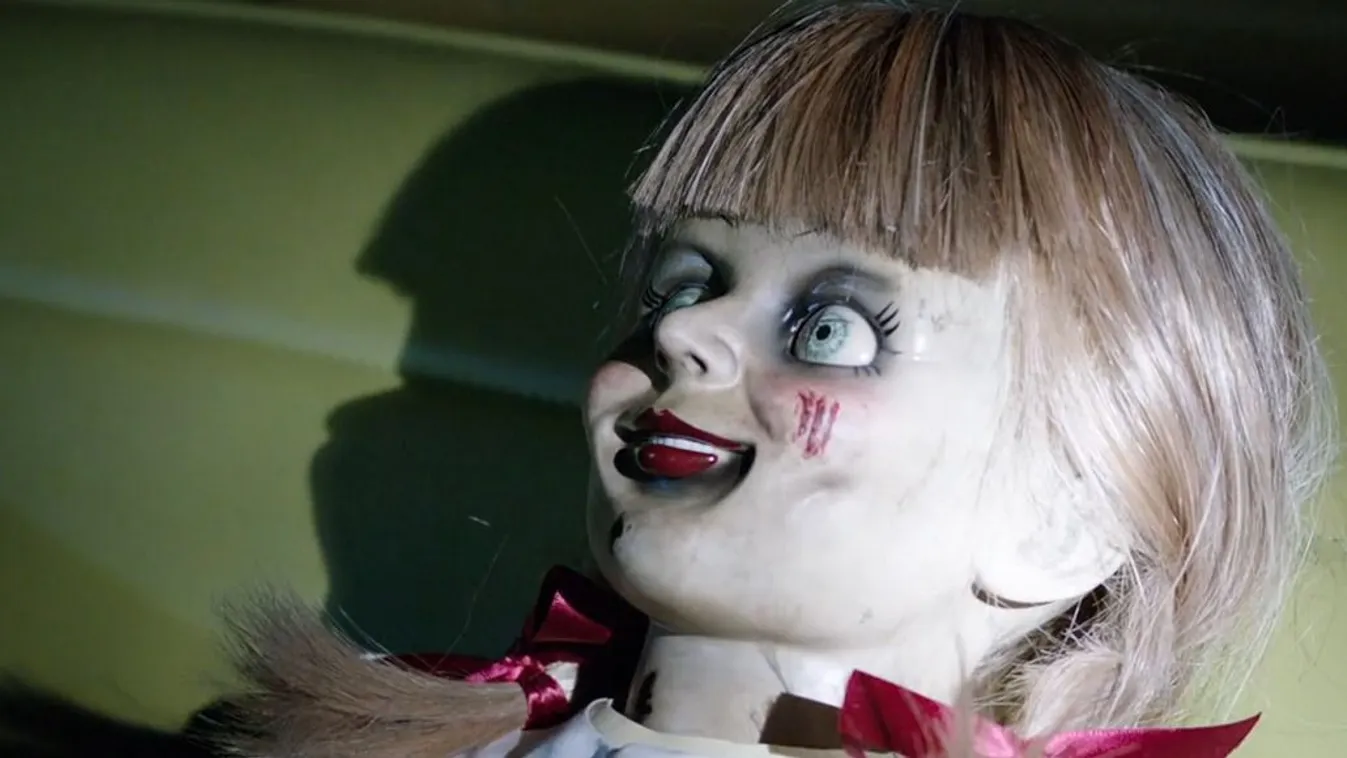 Régi babák segítségével üzen a túlvilág