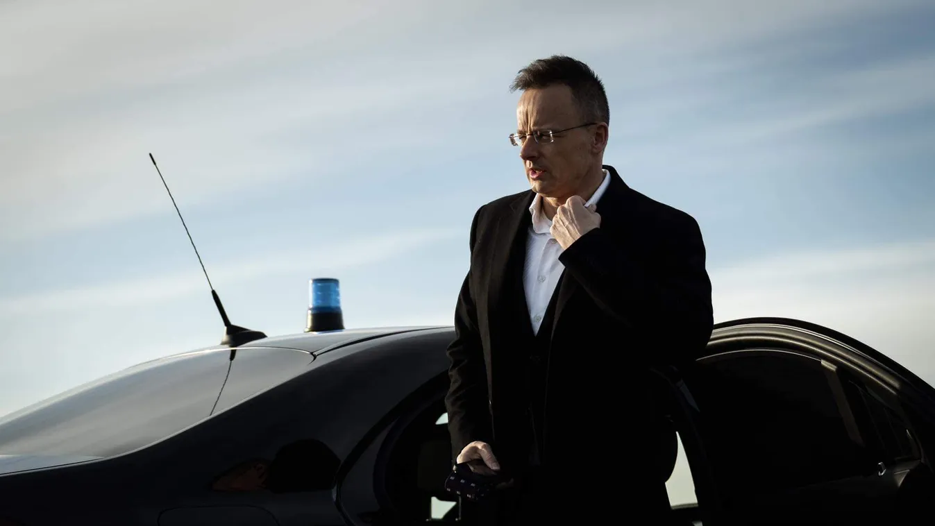 Szijjártó:  Közvetlen világháborús veszély!