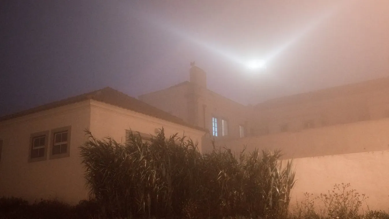 István állítja, hogy az aranyerét az ufók gyógyították meg