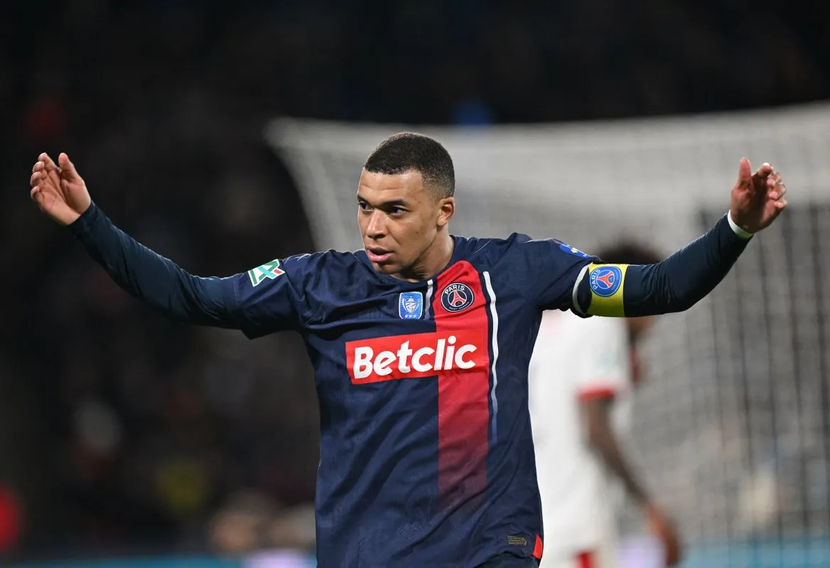 Paris St-Germain v OGC Nice - French Cup