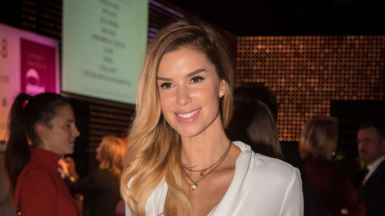 Elbűvölő: már ilyen nagy Dukai Regina kislánya - Fotó