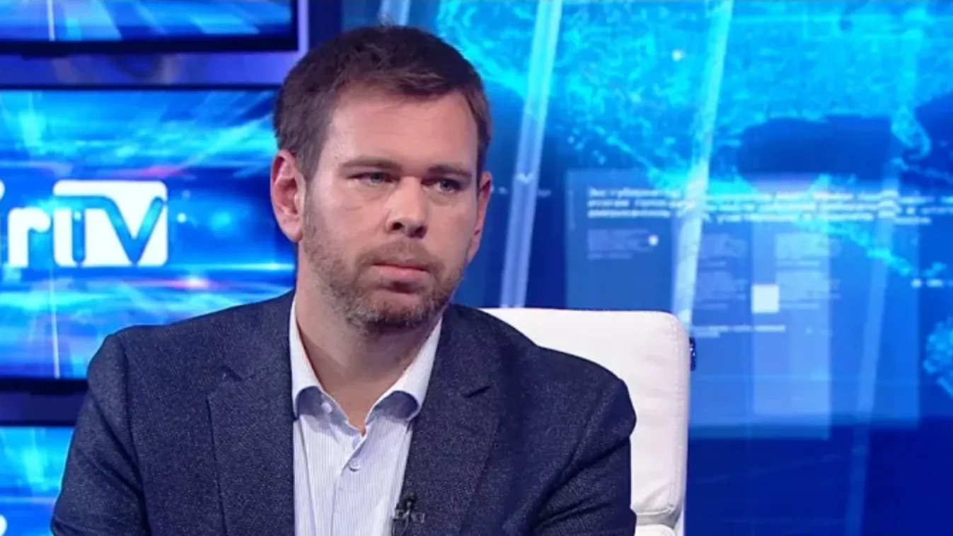 Vitézy: Karácsony olyan villamossal kampányol, amit akadályoz