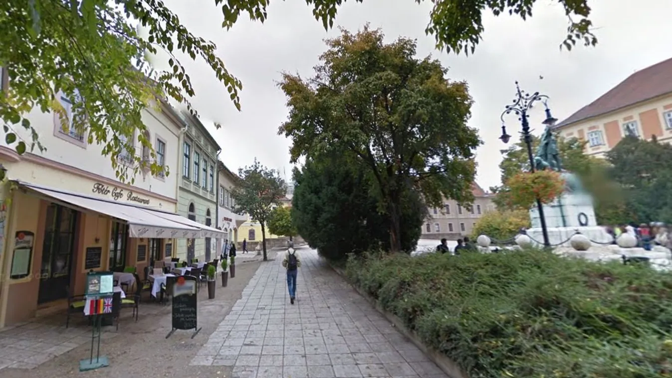 Nyilvános vizeléseivel borzolja a kedélyeket Mariann