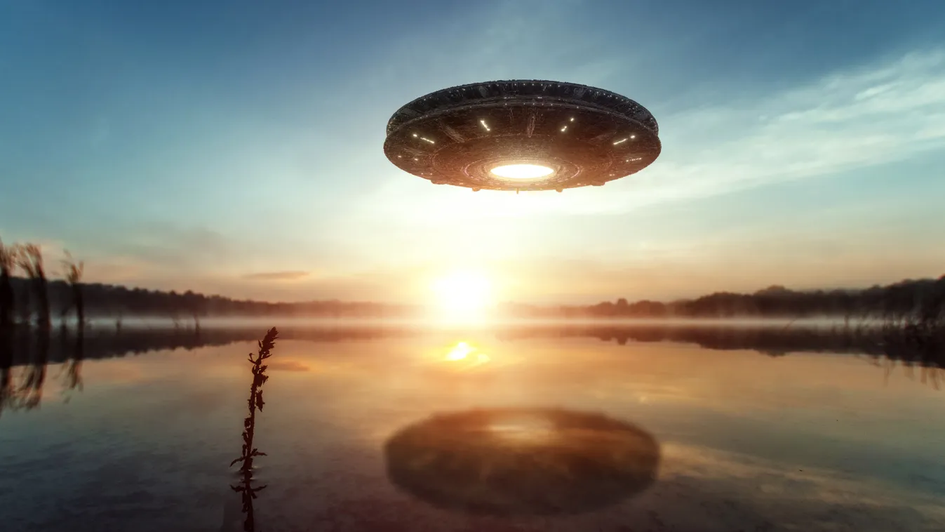 Mindent borított az amerikai admirális: itt az igazság az UFO-król