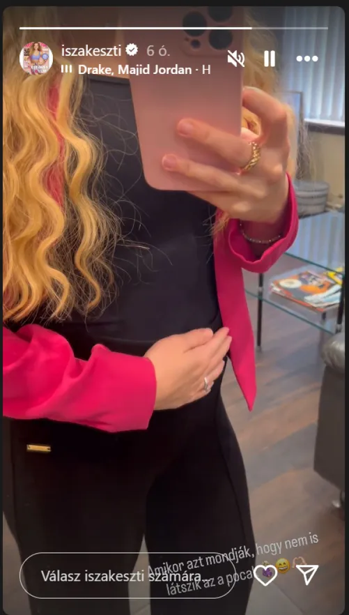 Iszak Eszter, Instagram.
