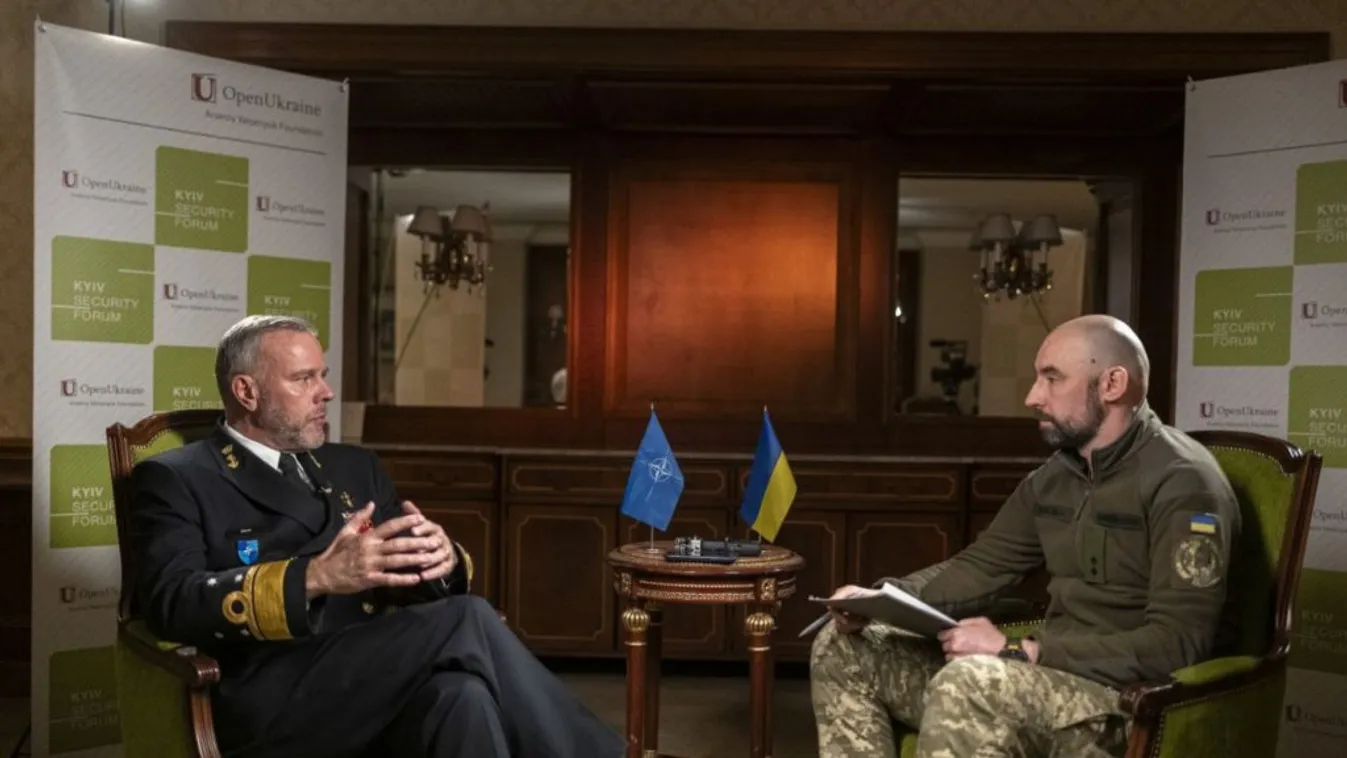 NATO-tábornok: Készen állunk az orosz háborúra