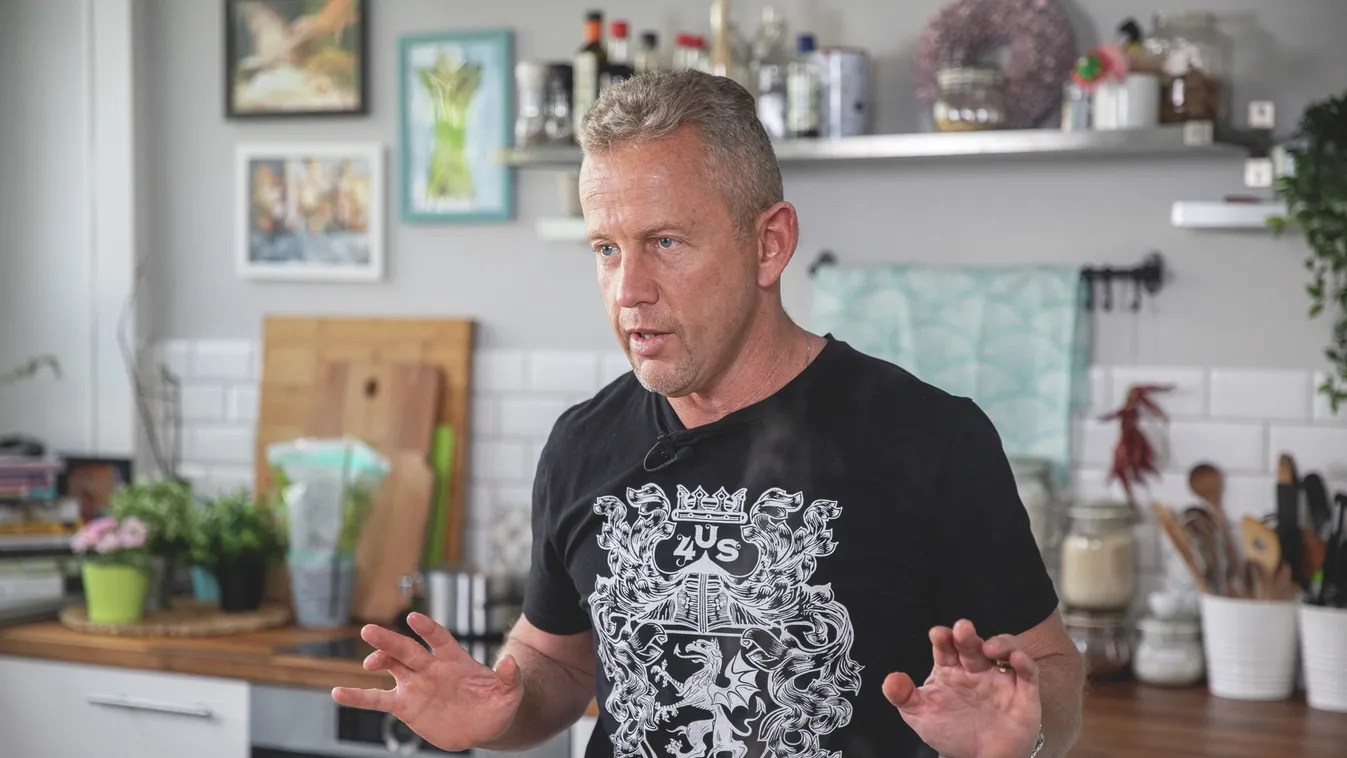 „Fegyver nincs” - nehéz az apósszerep Schobert Norbinak