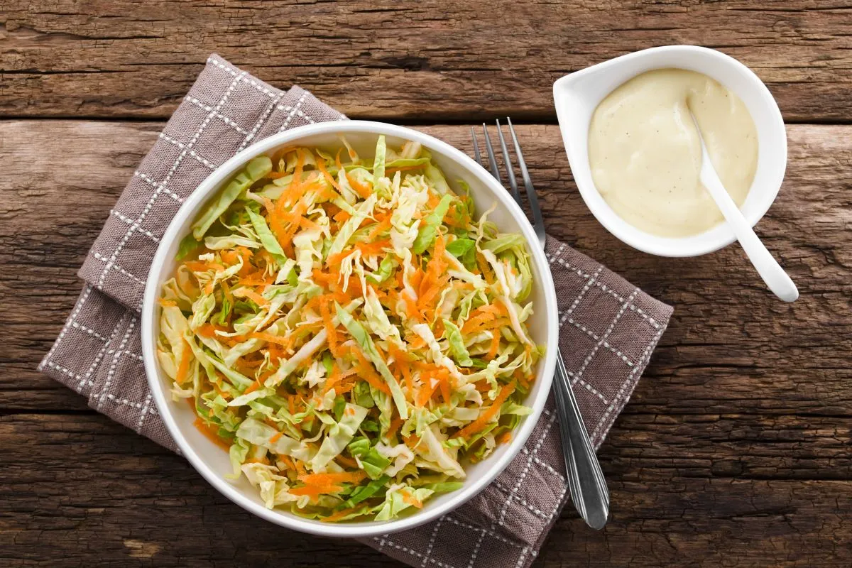 Coleslaw,Made,Of,Freshly,Shredded,White,Cabbage,And,Grated,Carrot