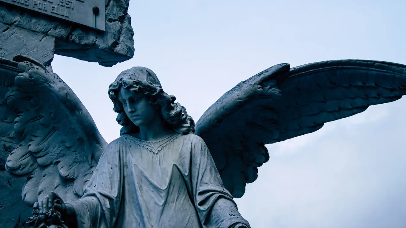 Különleges őrangyal vigyáz rád szerdáig, megújulást hoz