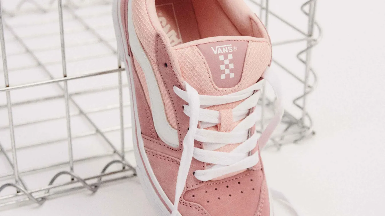 Tornacipő tavaszra – milyen színek lesznek a legdivatosabbak? Milyen márkákat érdemes ismerni? (x)