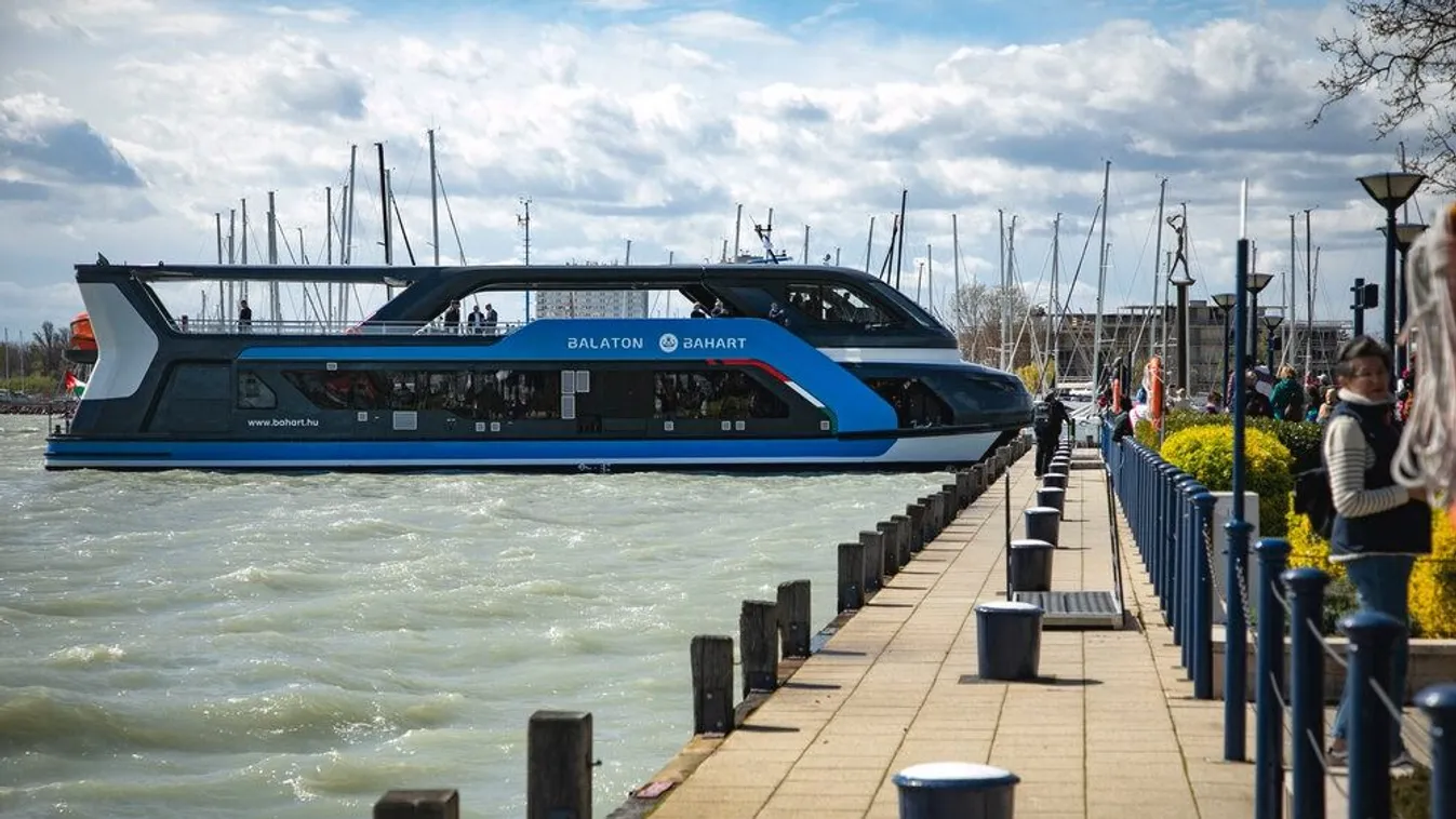 Ingyen kipróbálhatók a új balatoni katamaránok