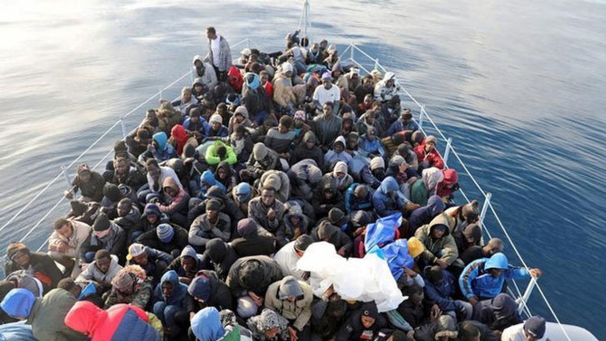 Brüsszel felgyorsítaná a migránsok beáramlását