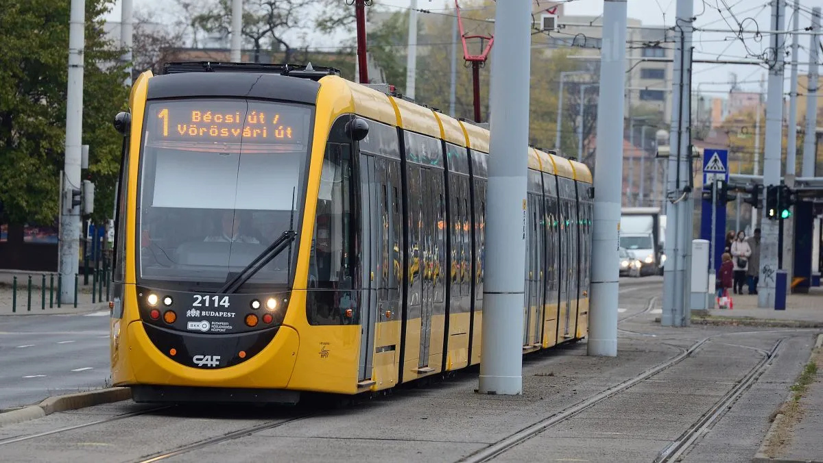 Olcsóbb lesz a tömegközlekedés!