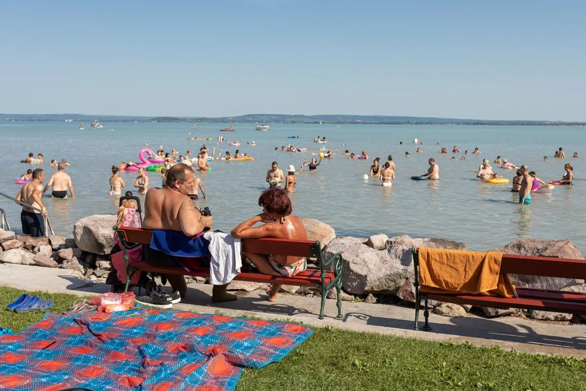 Balatoni illusztaciok 35