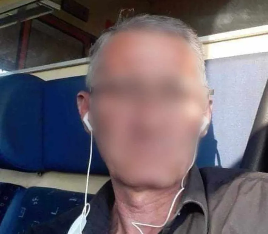 Lajost mintha a föld nyelte volna el /