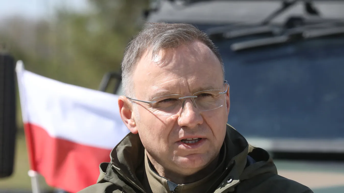 Lengyelország atomfegyvereket telepítene