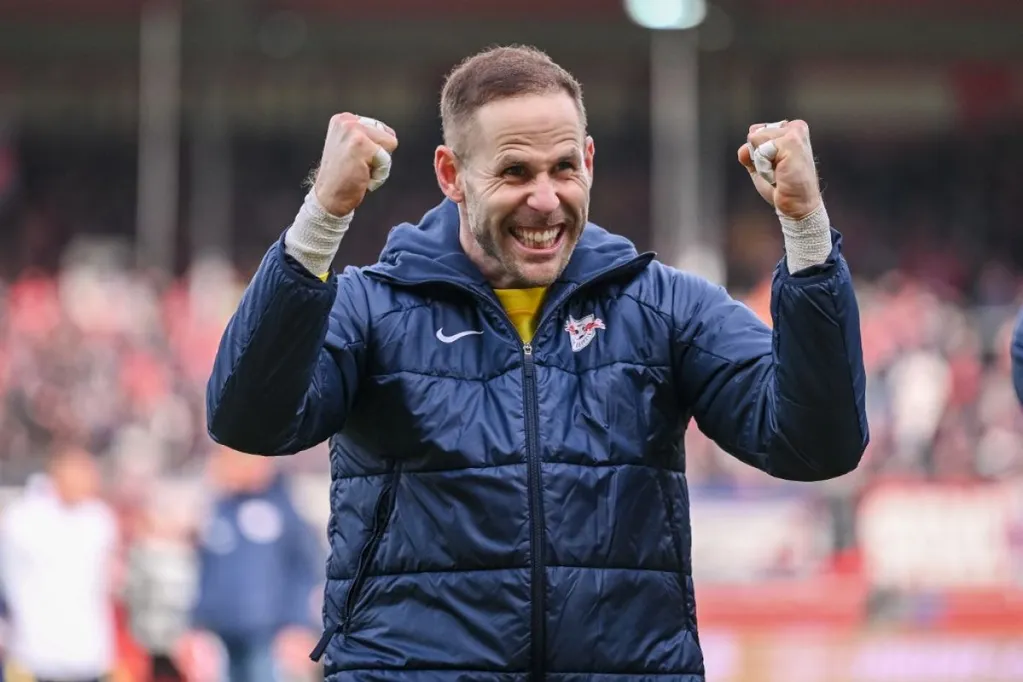 A szombaton jubiláló Gulácsi Péterrel tért vissza a helyes útra az RB Leipzig