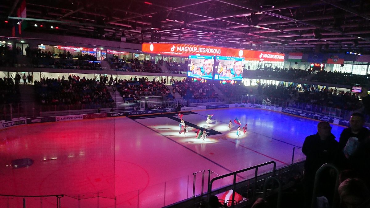 Magyar győzelemmel avatták fel a gyönyörű Alba Arénát - Galéria
