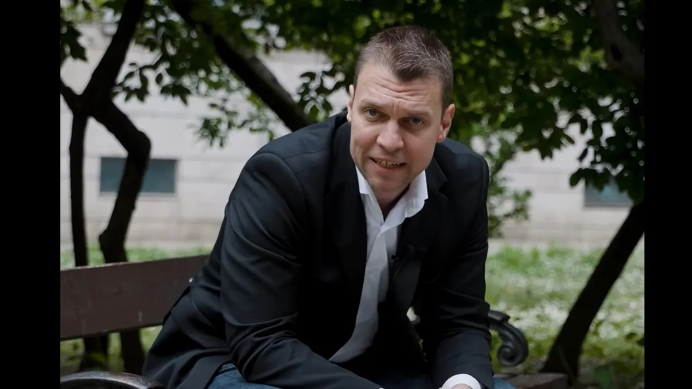 Menczer Tamás: Csak a béke, csak a Fidesz - Videó