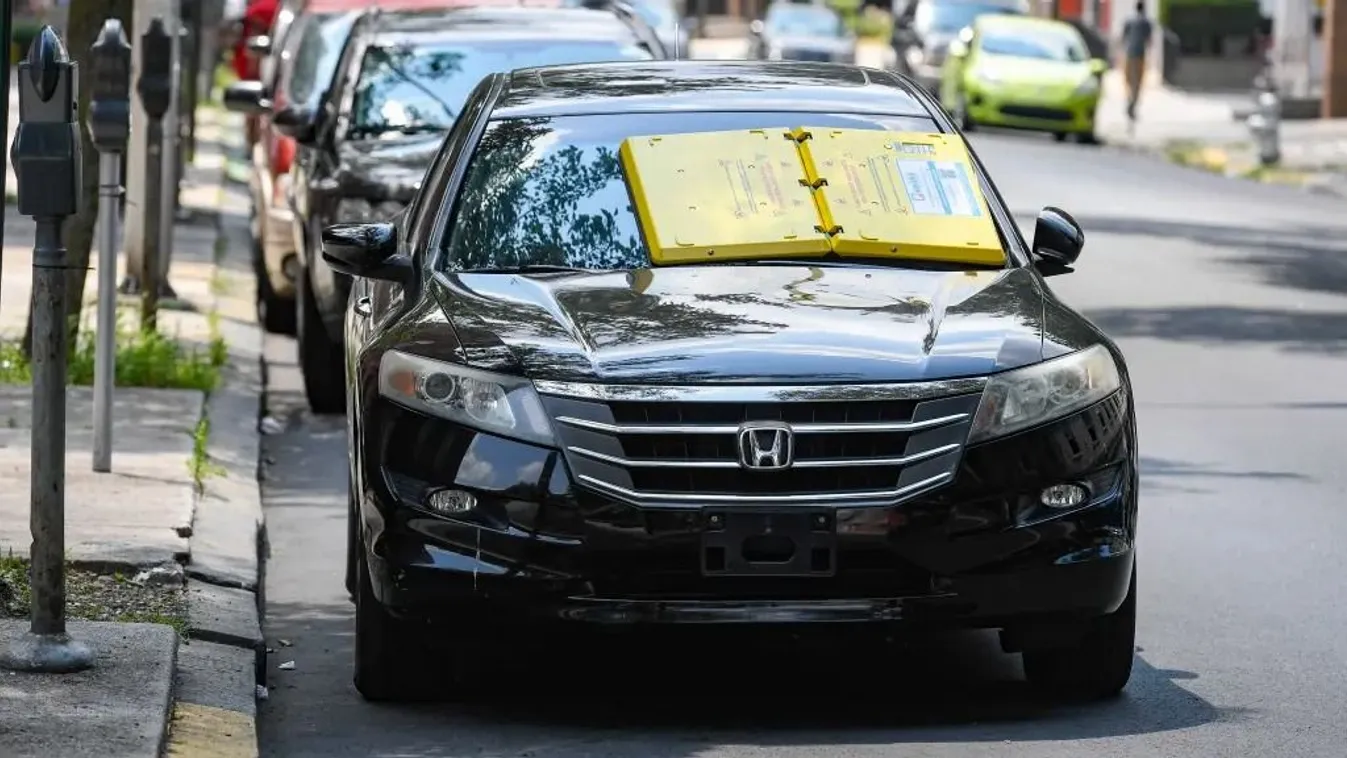 Szélvédőbilinccsel büntetik a tahón parkolókat Amerikában