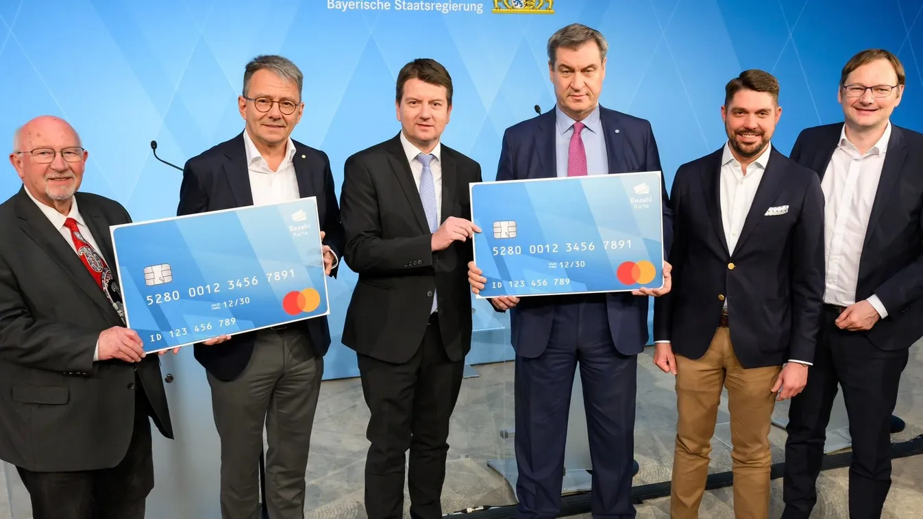 A migránskártyák bevezetése miatt áll a bál  Németországban