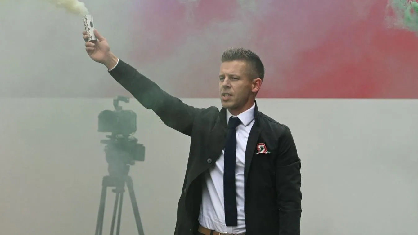 Késsel a kezében forralt bosszút Magyar Péter