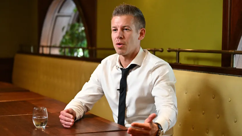 Magyar Péter nevelőintézettel fenyegette gyermekeit