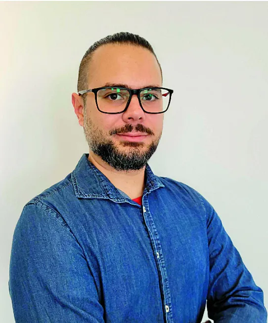 HOT FELTÖLTÉS Valóság: mindent a rovarevésről - már majdnem 2400 ehető rovarfajt listáztak RIPOST Szakértő