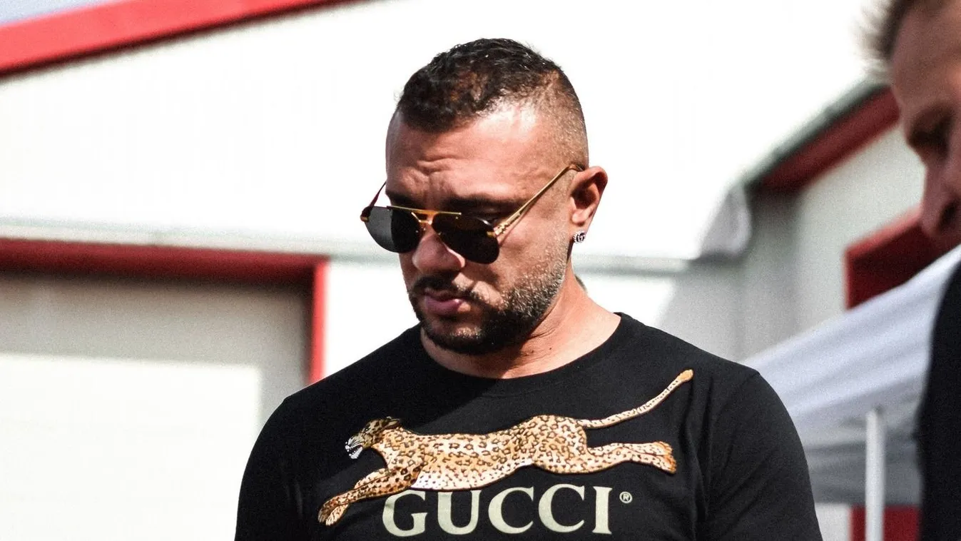 Gáspár Laci üzent: A sz.rom többet ér...