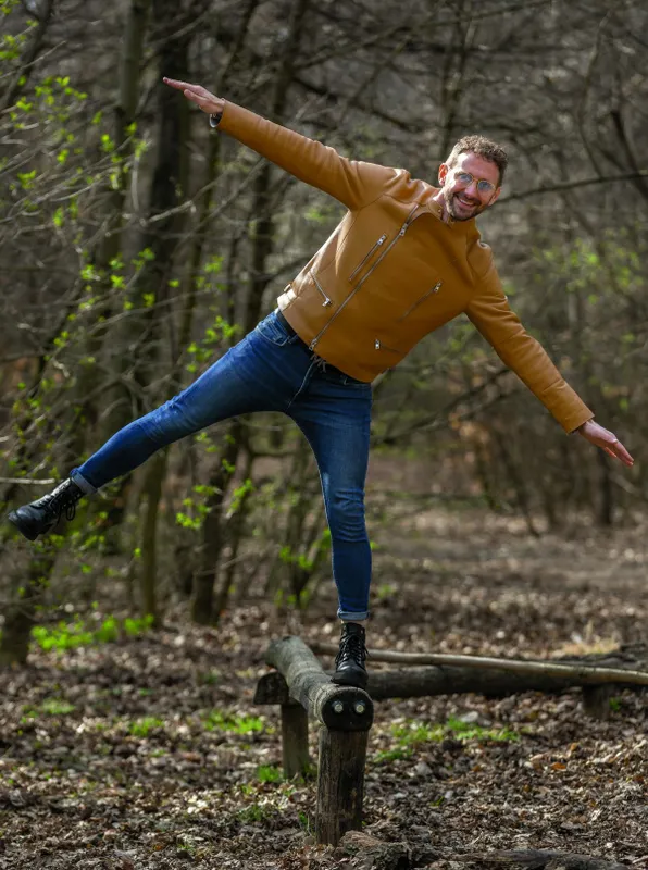 hot feltöltés Józan László mélyinterjú, pszichoterapeutához járt RIPOST