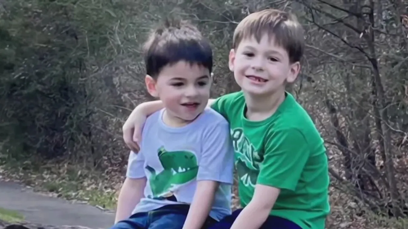Szívszorító: egymást átölelve érte a halál a két kistestvért